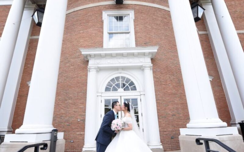 Embassy Suites Cleveland Rockside  Independence Ohio wedding for Ve & Tony